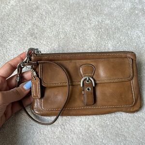 Vintage Pre-Loved Coach Wristlet